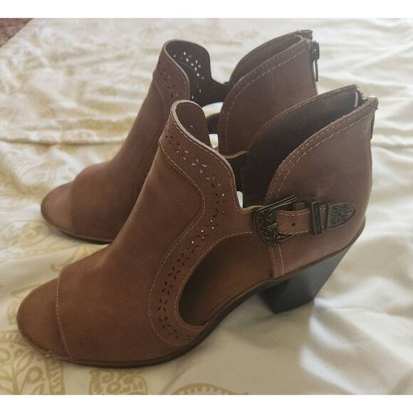 Maurices high block heeled sandals - Picture 7 of 10